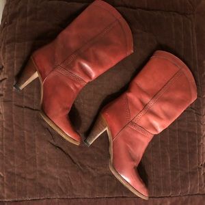 Vintage leather, red, heeled boots. Size 7
